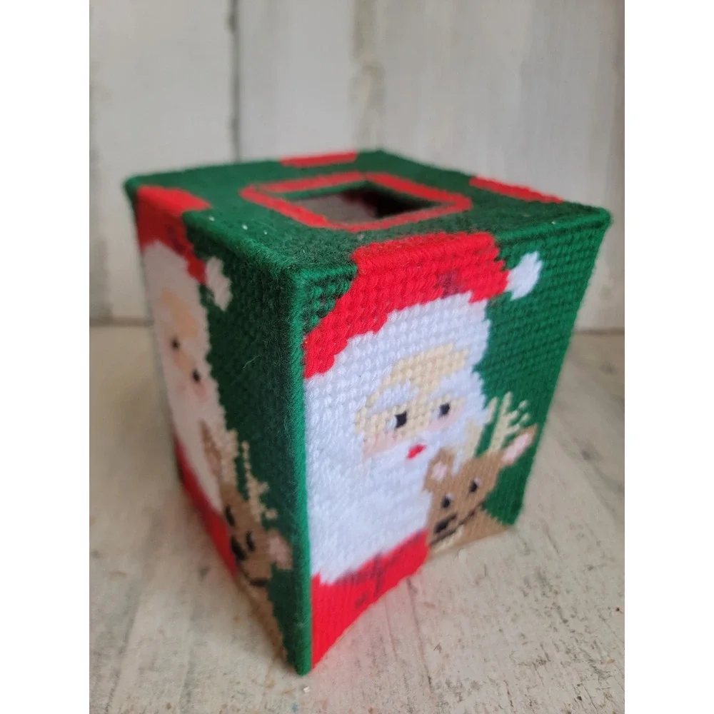 Vintage Santa Claus reindeer tissue box knit pattern home decor display